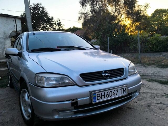 Серый Опель Астра, объемом двигателя 1.4 л и пробегом 15 тыс. км за 1900 $, фото 1 на Automoto.ua