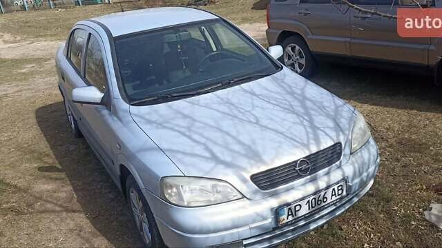 Сірий Опель Астра, об'ємом двигуна 1.6 л та пробігом 350 тис. км за 3600 $, фото 1 на Automoto.ua