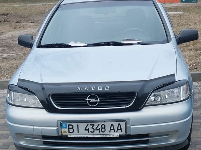 Серый Опель Астра, объемом двигателя 1.4 л и пробегом 160 тыс. км за 3400 $, фото 1 на Automoto.ua
