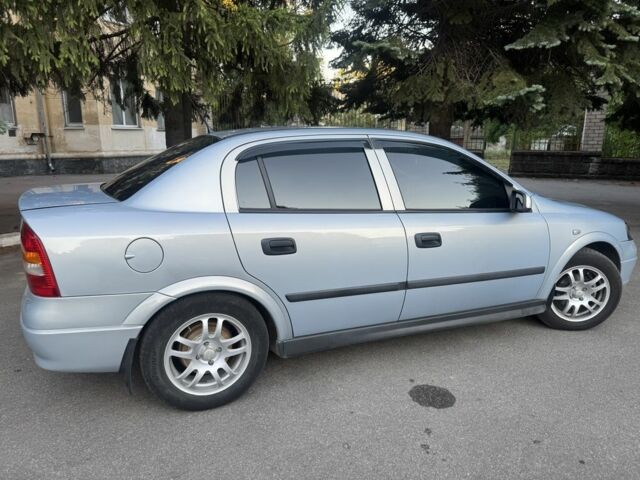 Сірий Опель Астра, об'ємом двигуна 1.6 л та пробігом 193 тис. км за 3650 $, фото 1 на Automoto.ua