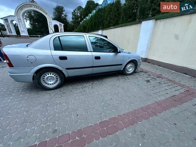 Сірий Опель Астра, об'ємом двигуна 1.6 л та пробігом 287 тис. км за 2350 $, фото 1 на Automoto.ua