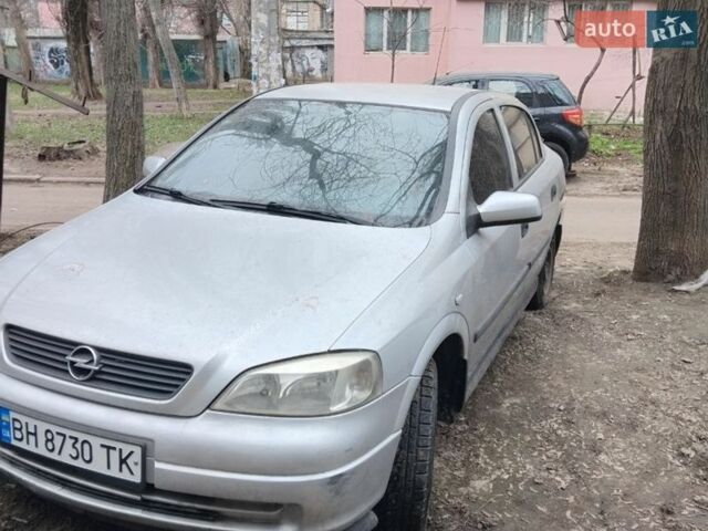Серый Опель Астра, объемом двигателя 1.4 л и пробегом 175 тыс. км за 2450 $, фото 1 на Automoto.ua