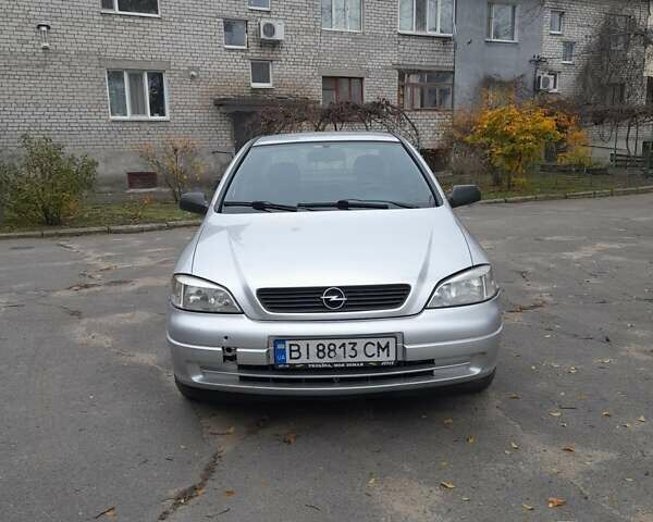 Сірий Опель Астра, об'ємом двигуна 1.39 л та пробігом 250 тис. км за 2900 $, фото 1 на Automoto.ua