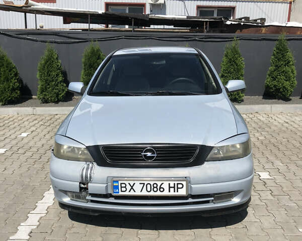 Сірий Опель Астра, об'ємом двигуна 1.6 л та пробігом 288 тис. км за 2300 $, фото 1 на Automoto.ua