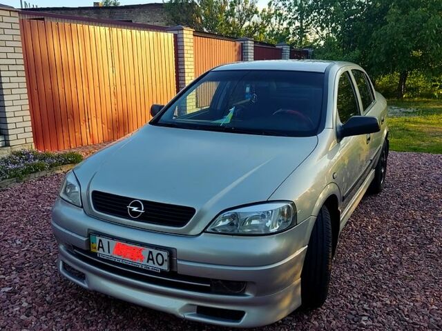 Сірий Опель Астра, об'ємом двигуна 1.4 л та пробігом 338 тис. км за 4100 $, фото 1 на Automoto.ua