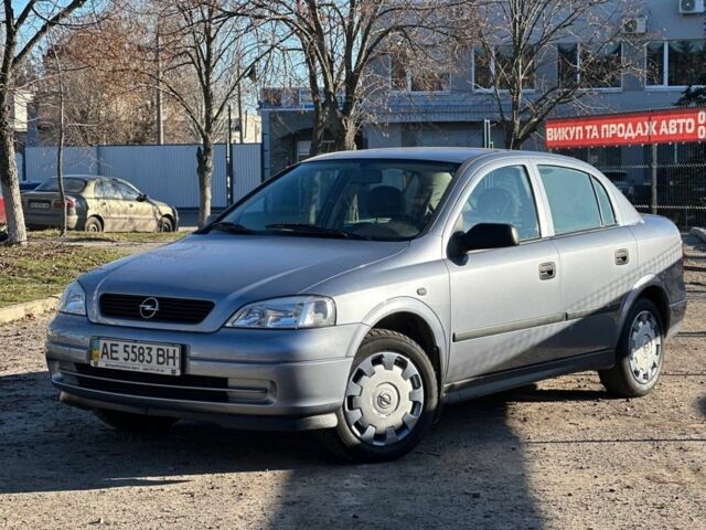 Серый Опель Астра, объемом двигателя 1.4 л и пробегом 116 тыс. км за 4699 $, фото 1 на Automoto.ua
