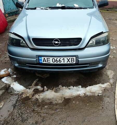 Серый Опель Астра, объемом двигателя 1.36 л и пробегом 395 тыс. км за 2999 $, фото 1 на Automoto.ua