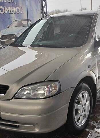 Серый Опель Астра, объемом двигателя 1.36 л и пробегом 362 тыс. км за 3900 $, фото 1 на Automoto.ua