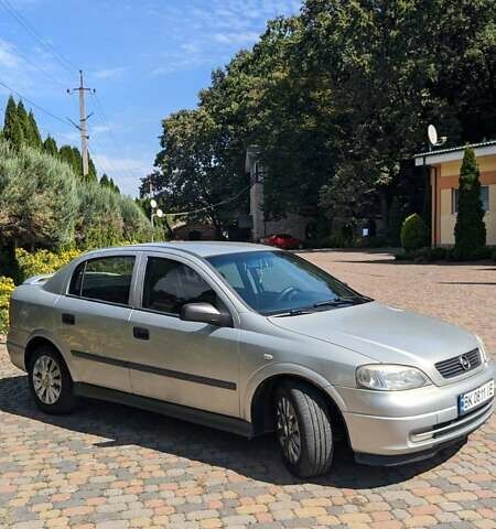 Серый Опель Астра, объемом двигателя 1.4 л и пробегом 498 тыс. км за 3000 $, фото 1 на Automoto.ua