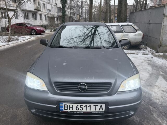 Серый Опель Астра, объемом двигателя 1.4 л и пробегом 219 тыс. км за 3250 $, фото 1 на Automoto.ua