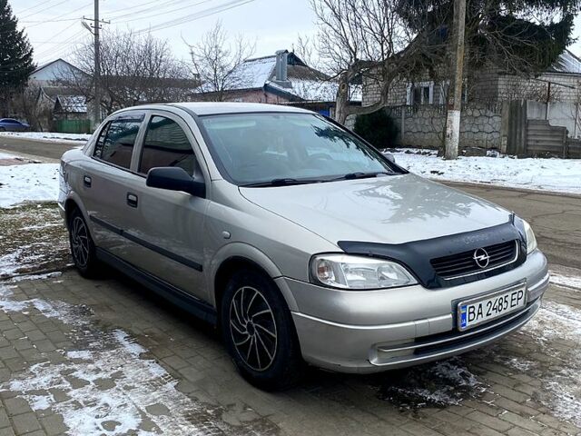 Сірий Опель Астра, об'ємом двигуна 1.4 л та пробігом 22000 тис. км за 3400 $, фото 1 на Automoto.ua