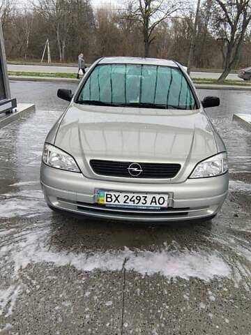 Сірий Опель Астра, об'ємом двигуна 1.4 л та пробігом 205 тис. км за 4840 $, фото 1 на Automoto.ua