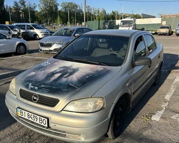 Сірий Опель Астра, об'ємом двигуна 1.36 л та пробігом 240 тис. км за 2500 $, фото 1 на Automoto.ua