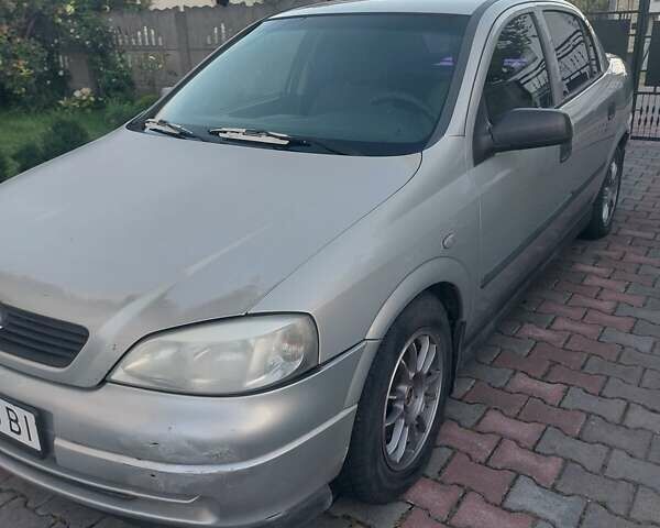 Сірий Опель Астра, об'ємом двигуна 1.4 л та пробігом 207 тис. км за 2500 $, фото 1 на Automoto.ua