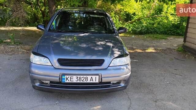 Серый Опель Астра, объемом двигателя 1.4 л и пробегом 156 тыс. км за 4500 $, фото 1 на Automoto.ua