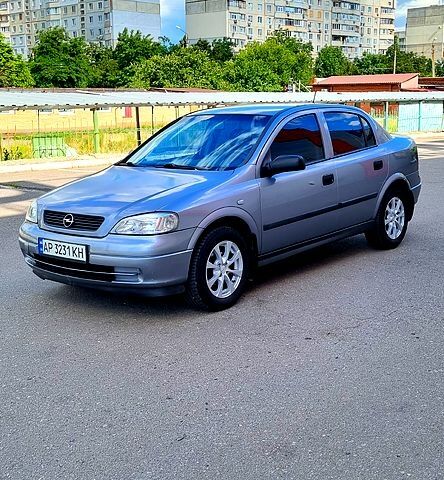 Сірий Опель Астра, об'ємом двигуна 1.4 л та пробігом 145 тис. км за 3800 $, фото 1 на Automoto.ua