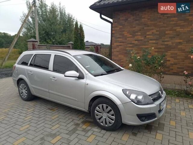 Сірий Опель Астра, об'ємом двигуна 1.25 л та пробігом 395 тис. км за 4300 $, фото 1 на Automoto.ua