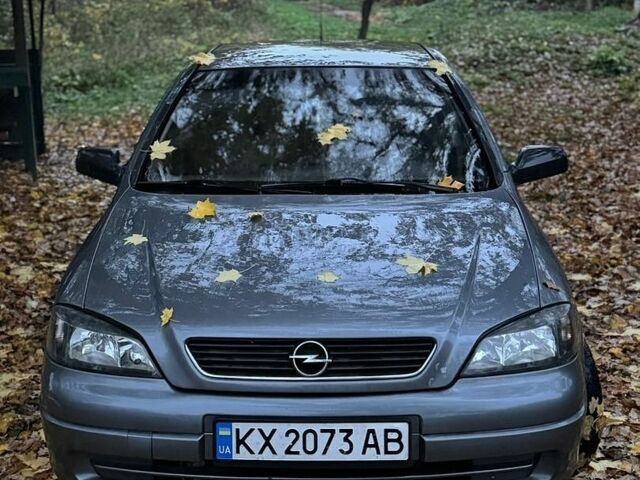 Сірий Опель Астра, об'ємом двигуна 1.4 л та пробігом 210 тис. км за 3200 $, фото 1 на Automoto.ua