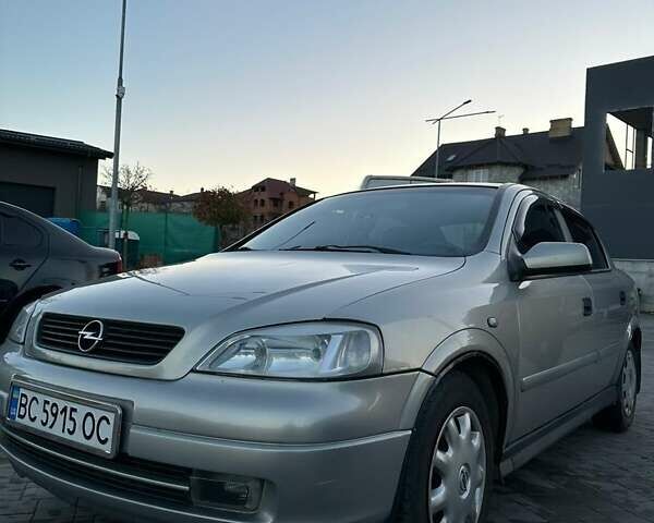 Сірий Опель Астра, об'ємом двигуна 1.39 л та пробігом 258 тис. км за 2750 $, фото 1 на Automoto.ua