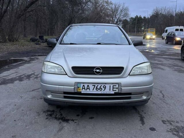 Сірий Опель Астра, об'ємом двигуна 1.4 л та пробігом 140 тис. км за 3100 $, фото 1 на Automoto.ua