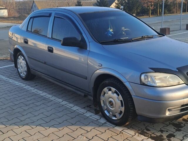 Серый Опель Астра, объемом двигателя 1.4 л и пробегом 173 тыс. км за 2900 $, фото 1 на Automoto.ua