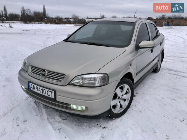 Сірий Опель Астра, об'ємом двигуна 1.6 л та пробігом 176 тис. км за 3499 $, фото 1 на Automoto.ua