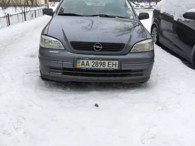 Серый Опель Астра, объемом двигателя 1.6 л и пробегом 280 тыс. км за 3500 $, фото 1 на Automoto.ua