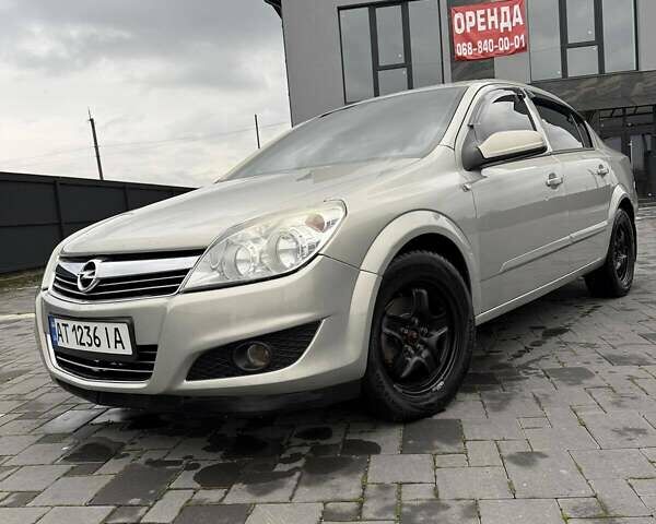Опель Астра 2007 в Калуше на Automoto.ua Серый Опель Астра, объемом двигателя 1.6 л и пробегом 182 тыс. км за 4900 $, фото 1 на Automoto.ua