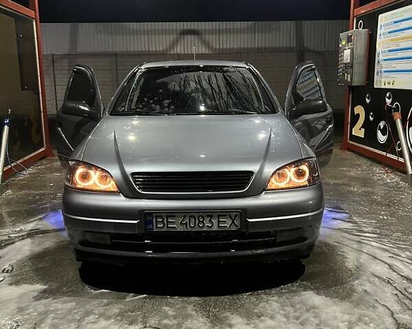 Серый Опель Астра, объемом двигателя 1.4 л и пробегом 173 тыс. км за 5500 $, фото 1 на Automoto.ua