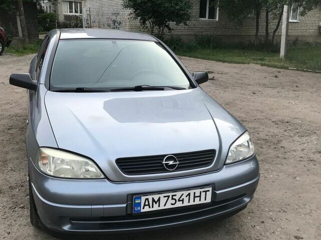 Серый Опель Астра, объемом двигателя 1.4 л и пробегом 230 тыс. км за 3500 $, фото 1 на Automoto.ua