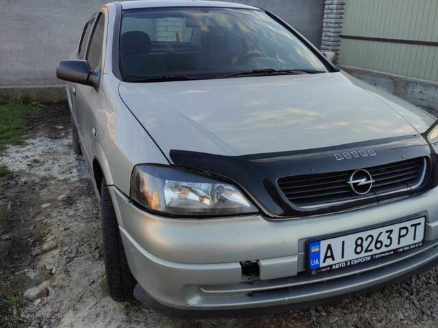 Сірий Опель Астра, об'ємом двигуна 1.4 л та пробігом 400 тис. км за 2500 $, фото 1 на Automoto.ua