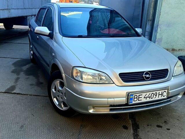 Сірий Опель Астра, об'ємом двигуна 1.4 л та пробігом 253 тис. км за 3300 $, фото 1 на Automoto.ua