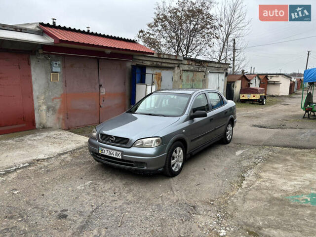 Сірий Опель Астра, об'ємом двигуна 1.36 л та пробігом 220 тис. км за 3200 $, фото 1 на Automoto.ua