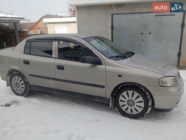 Сірий Опель Астра, об'ємом двигуна 1.4 л та пробігом 255 тис. км за 2850 $, фото 1 на Automoto.ua