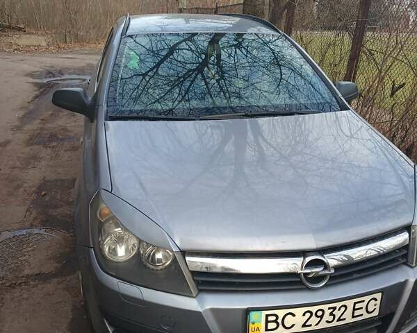 Серый Опель Астра, объемом двигателя 1.6 л и пробегом 220 тыс. км за 5000 $, фото 1 на Automoto.ua