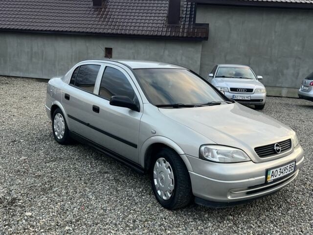 Серый Опель Астра, объемом двигателя 1.4 л и пробегом 158 тыс. км за 3250 $, фото 1 на Automoto.ua