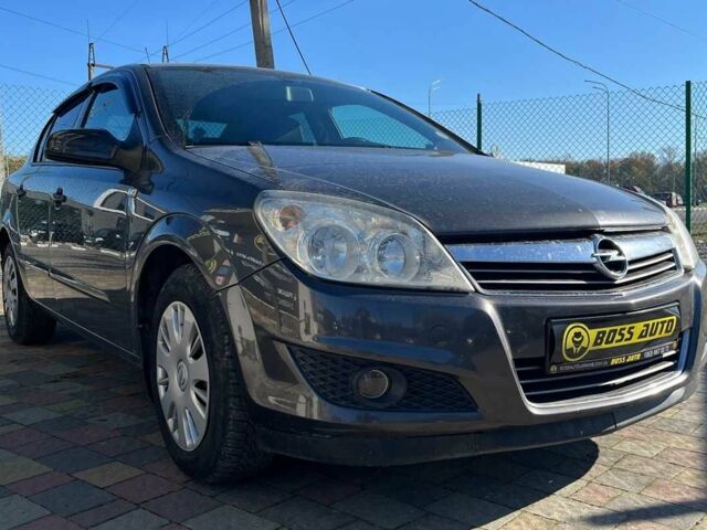 Серый Опель Астра, объемом двигателя 1.6 л и пробегом 212 тыс. км за 5750 $, фото 1 на Automoto.ua