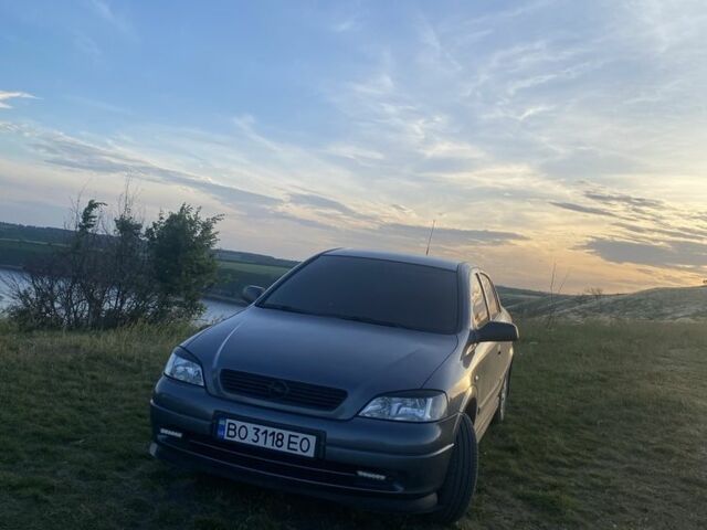 Сірий Опель Астра, об'ємом двигуна 1.4 л та пробігом 233 тис. км за 5000 $, фото 1 на Automoto.ua