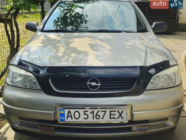 Серый Опель Астра, объемом двигателя 1.36 л и пробегом 182 тыс. км за 4300 $, фото 1 на Automoto.ua