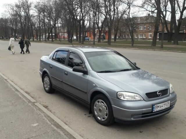 Сірий Опель Астра, об'ємом двигуна 1.4 л та пробігом 162 тис. км за 3850 $, фото 1 на Automoto.ua