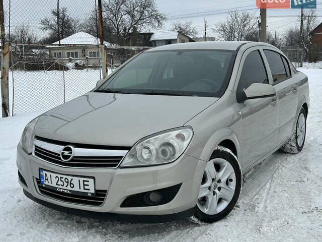 Сірий Опель Астра, об'ємом двигуна 1.6 л та пробігом 210 тис. км за 5700 $, фото 1 на Automoto.ua