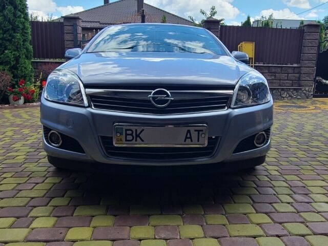 Серый Опель Астра, объемом двигателя 0 л и пробегом 30 тыс. км за 7150 $, фото 1 на Automoto.ua