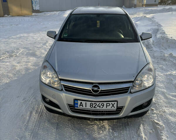 Сірий Опель Астра, об'ємом двигуна 1.8 л та пробігом 220 тис. км за 5500 $, фото 1 на Automoto.ua