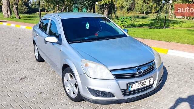 Сірий Опель Астра, об'ємом двигуна 1.6 л та пробігом 320 тис. км за 5500 $, фото 1 на Automoto.ua
