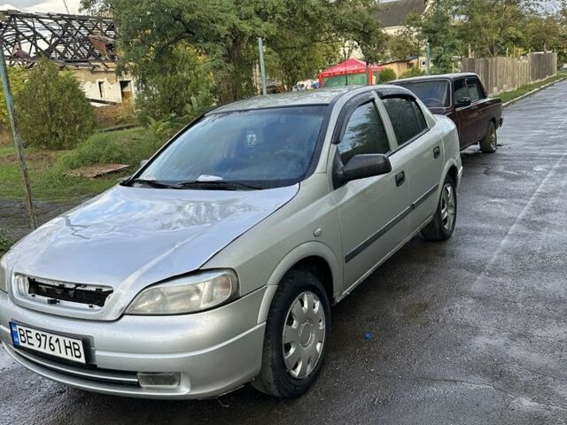 Опель Астра 2008 в Баштанке на Automoto.ua Серый Опель Астра, объемом двигателя 1.6 л и пробегом 200 тыс. км за 1800 $, фото 1 на Automoto.ua