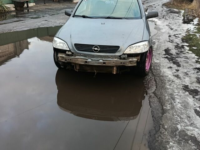 Серый Опель Астра, объемом двигателя 0 л и пробегом 300 тыс. км за 1000 $, фото 1 на Automoto.ua