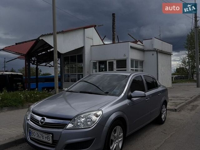 Серый Опель Астра, объемом двигателя 1.6 л и пробегом 213 тыс. км за 5150 $, фото 1 на Automoto.ua