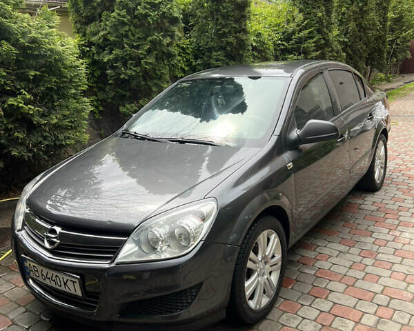 Сірий Опель Астра, об'ємом двигуна 1.7 л та пробігом 275 тис. км за 5900 $, фото 1 на Automoto.ua