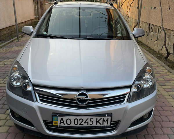 Сірий Опель Астра, об'ємом двигуна 1.6 л та пробігом 99 тис. км за 7000 $, фото 1 на Automoto.ua