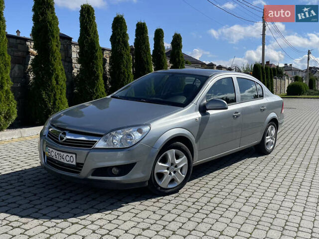Сірий Опель Астра, об'ємом двигуна 1.6 л та пробігом 169 тис. км за 7800 $, фото 1 на Automoto.ua